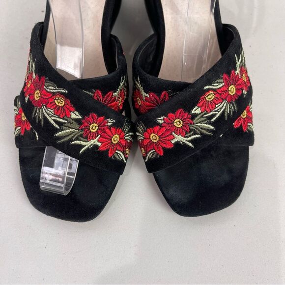 RAYE Black Suede Red Floral Embroidered Wrap Around Heeled Sandals Size 8.5 - Picture 3 of 11